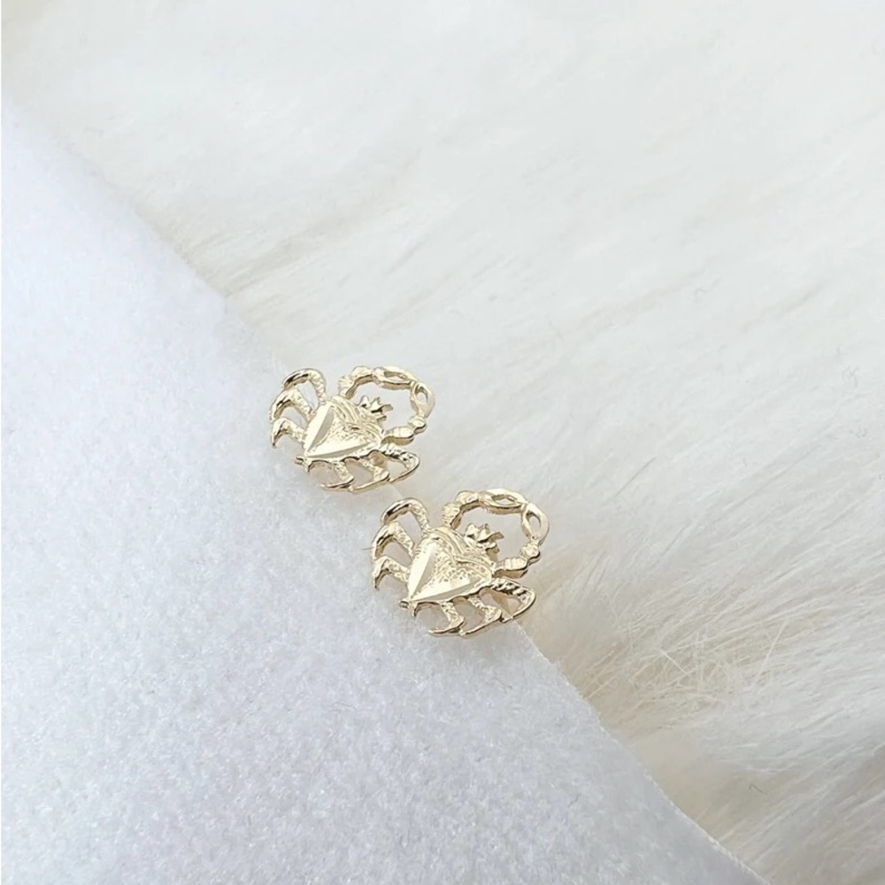 14k Solid Yellow Gold Cancer Crab Zodiac Earrings